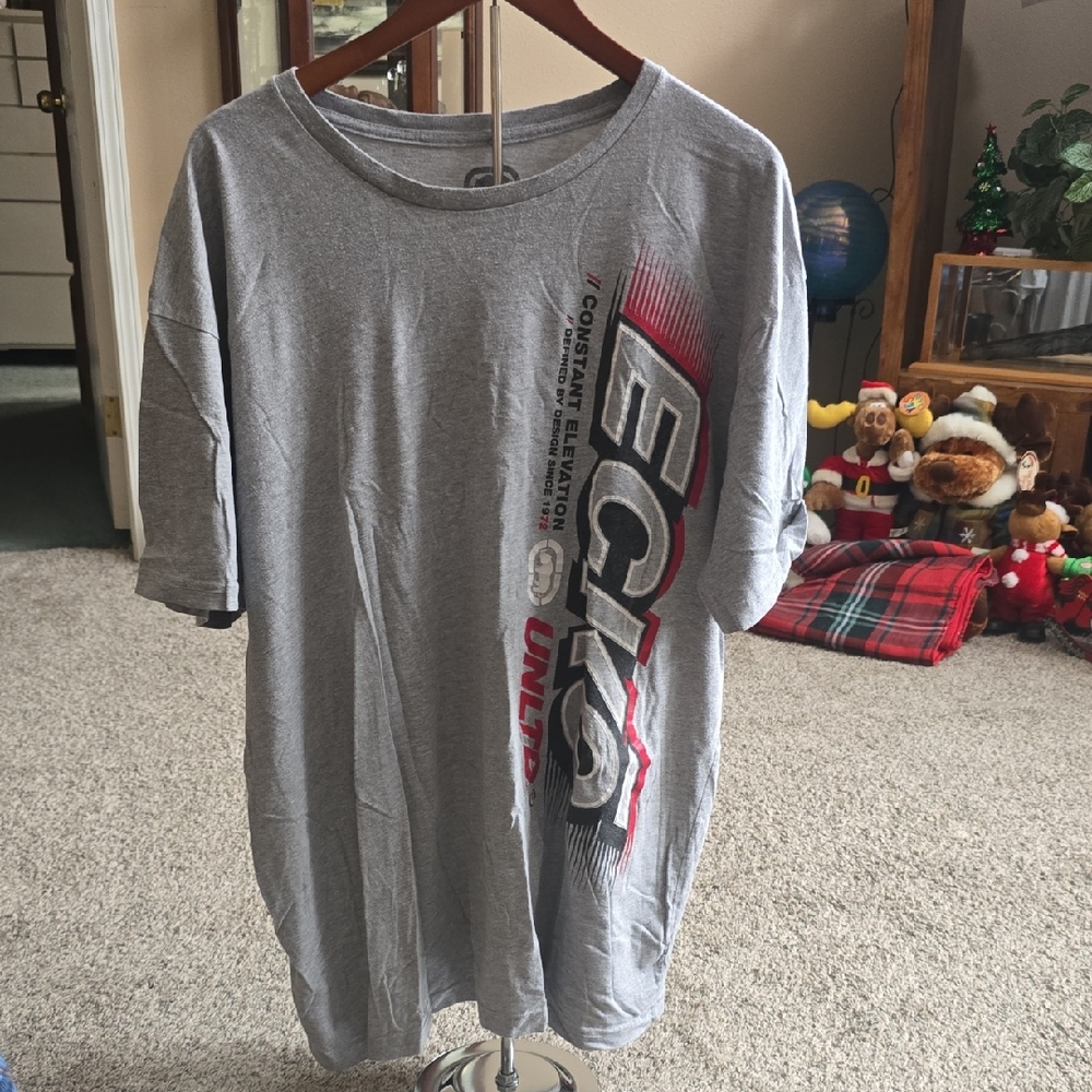 Ecko Unlimited Gray Graphic Tee
